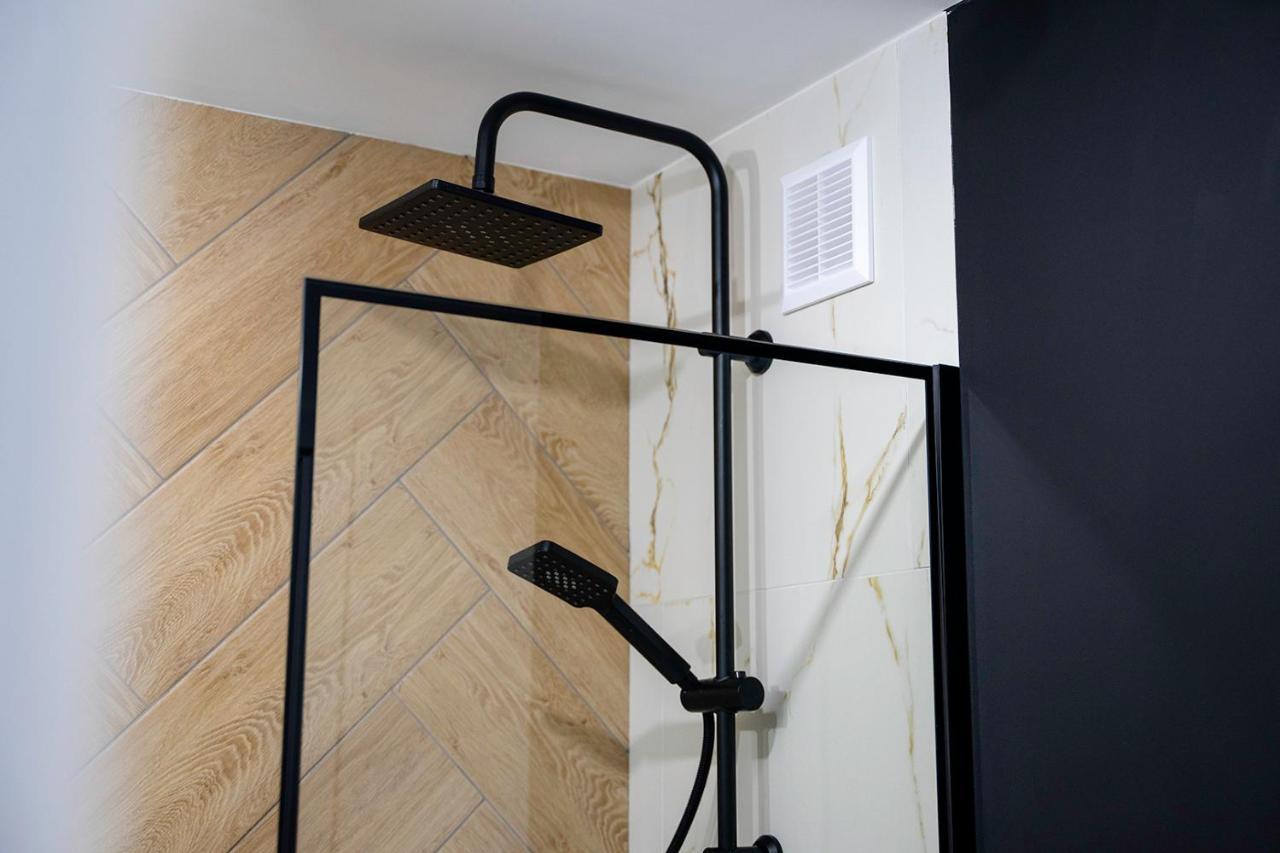 Park Sady Zoliborskie Modern Apartment Warsaw Exterior photo